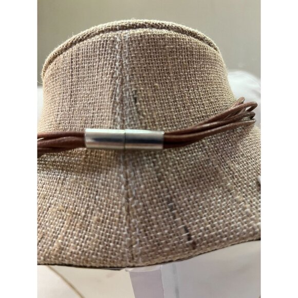 6 Necklaces - Variety of Lengths and Materials Used Jewelry Lot Costume - Picture 13 of 16